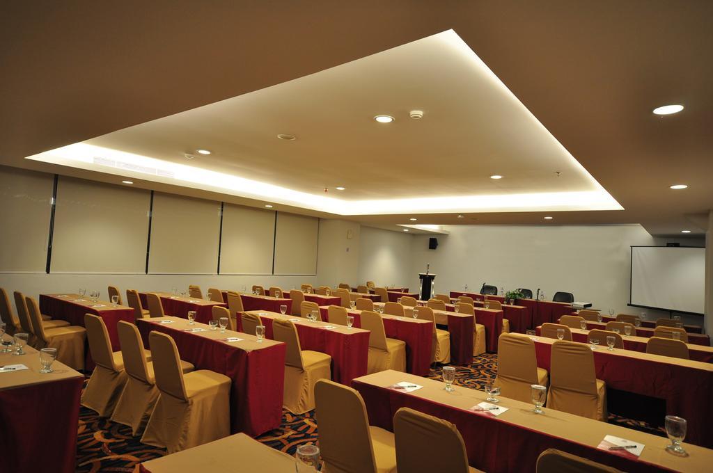 Grand Maleo Makassar