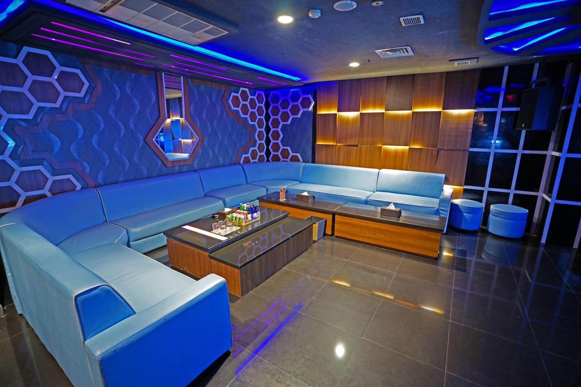 Grand Maleo Hotel