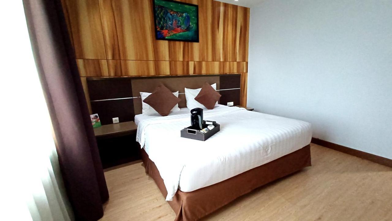 Grand Maleo Hotel 3*